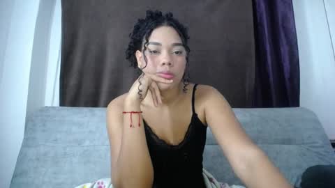 Snapshot of dena_k_ chatting on October 14, 10:05 am Dena k s online show from October 14, 10:05 am