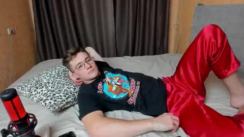 Snapshot of deni_boy99 chatting on September 16, 4:30 pm Deni online show from September 16, 4:30 pm