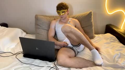 Snapshot of deniel_horny chatting on June 2, 8:49 am Deni online show from June 2, 8:49 am