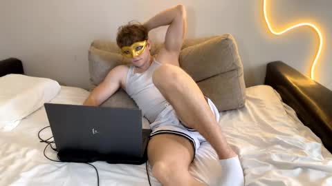 Snapshot of deniel_horny chatting on June 6, 8:52 am Deni online show from June 6, 8:52 am