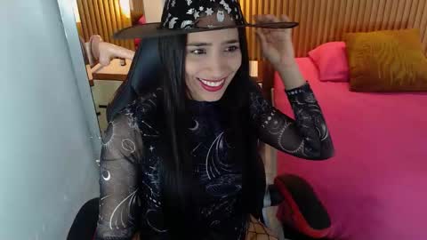 Snapshot of denis_dallas chatting on October 31, 1:01 pm D E N I S online show from October 31, 1:01 pm