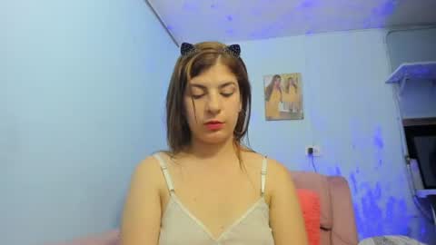 Snapshot of denise_babe_ chatting on July 12, 4:25 am Laura online show from July 12, 4:25 am