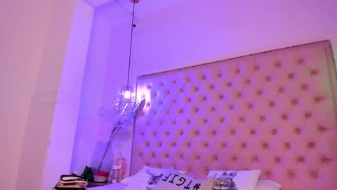 denisse_logan online show from November 10, 3:16 am