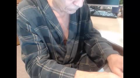 Den  Jet online show from February 11, 10:53 am