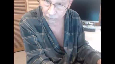 Den  Jet online show from March 22, 1:03 pm