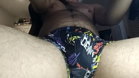 Snapshot of dennis210586 chatting on November 3, 10:21 pm dennis210586 online show from November 3, 10:21 pm