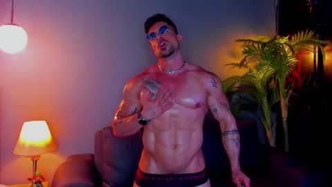 Snapshot of dennis_cox_ chatting on October 19, 10:54 pm dennis_cox_ online show from October 19, 10:54 pm