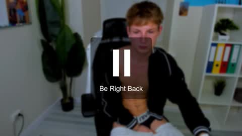 Dennis online show from November 25, 3:39 am