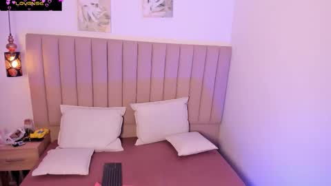 Denisse  online show from February 20, 7:58 pm