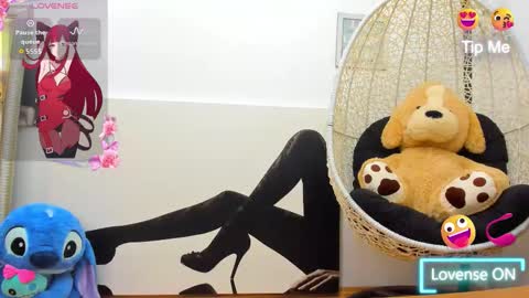 denychantall online show from February 19, 2:07 am