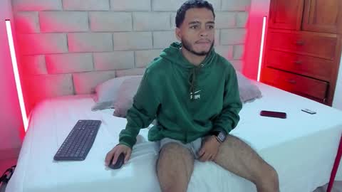 Snapshot of denzelvelez chatting on January 14, 3:12 am David online show from January 14, 3:12 am