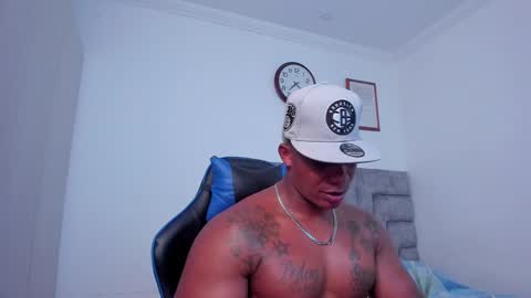 Snapshot of deonjhonson chatting on January 5, 12:20 am deon jhonson online show from January 5, 12:20 am