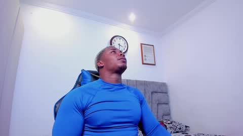 Snapshot of deonjhonson chatting on January 22, 8:29 am deon jhonson online show from January 22, 8:29 am