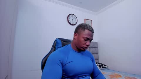 Snapshot of deonjhonson chatting on February 14, 10:07 am deon jhonson online show from February 14, 10:07 am
