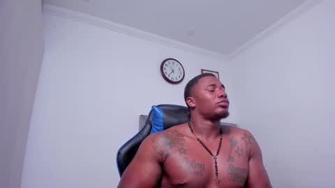Snapshot of deonjhonson chatting on February 27, 3:36 am deon jhonson online show from February 27, 3:36 am