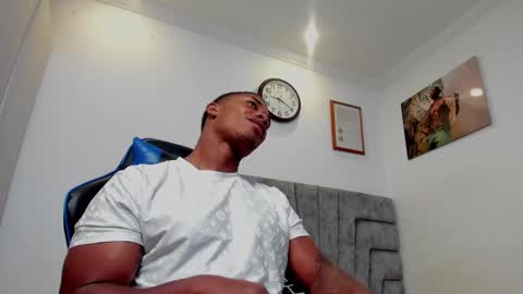 Snapshot of deonjhonson chatting on September 13, 2:22 am deon jhonson online show from September 13, 2:22 am
