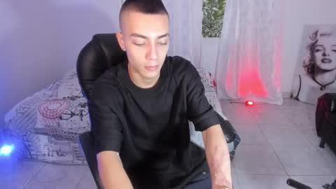 Dereck Boy online show from October 14, 9:59 pm