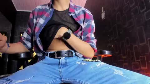 Dereck online show from June 1, 5:36 pm