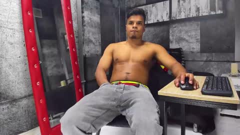 derek online show from January 21, 11:13 am