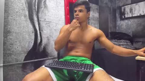 derek online show from February 18, 11:11 am