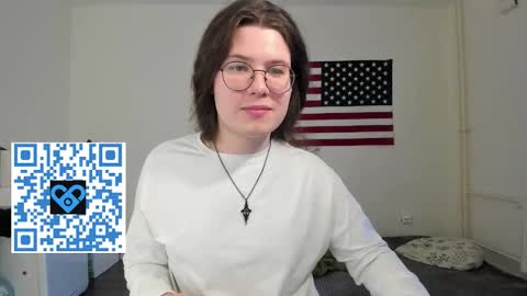 Derek online show from October 18, 2:40 pm