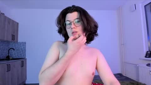 Derek online show from February 23, 4:26 pm