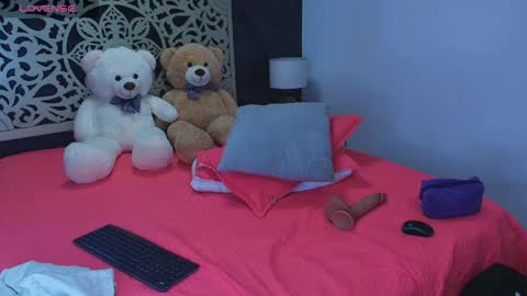 derek_voss online show from May 26, 12:34 pm