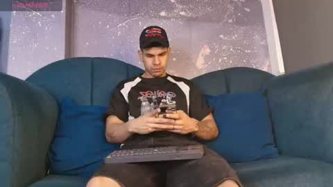 Snapshot of derek_voss chatting on July 2, 12:33 pm derek_voss online show from July 2, 12:33 pm