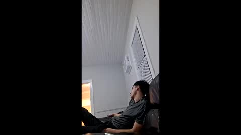 Snapshot of derekato chatting on March 1, 2:13 am derekato online show from March 1, 2:13 am