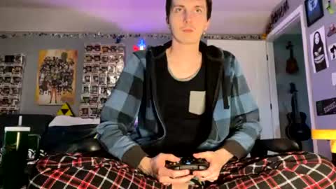 derekdings online show from June 16, 2:09 pm