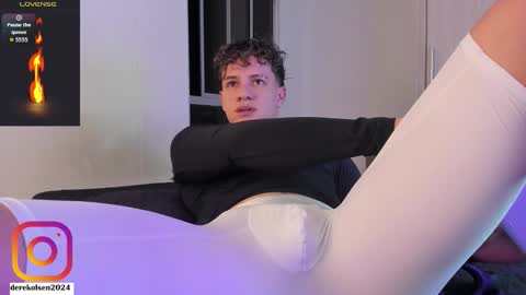 Derek  IG Derekolsen2024 online show from November 16, 1:33 am