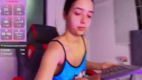 derly_cuervo703031 online show from December 1, 7:08 pm