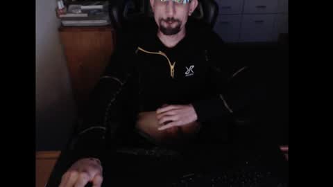 dermattes online show from December 21, 5:18 pm