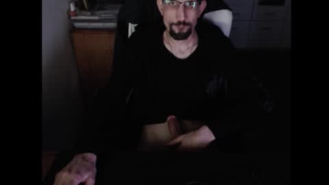 dermattes online show from March 29, 12:27 pm