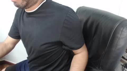 Snapshot of derrik_ chatting on September 14, 5:06 am     online show from September 14, 5:06 am