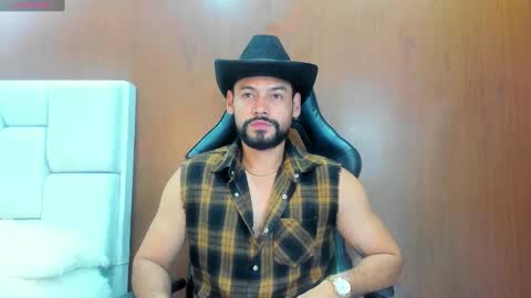 DerryBigger CM online show from October 16, 6:09 pm