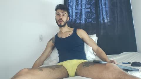 Snapshot of derrymaster chatting on January 14, 3:26 pm JhimyMaster online show from January 14, 3:26 pm