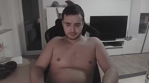 dershark online show from December 19, 1:23 am