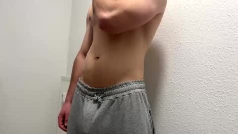 Tom online show from November 24, 5:18 am