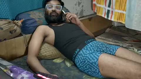 desi_boy799417 online show from October 9, 6:17 pm