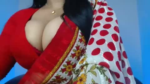 Snapshot of desi_girl_jebin chatting on December 16, 5:51 pm Jebin online show from December 16, 5:51 pm