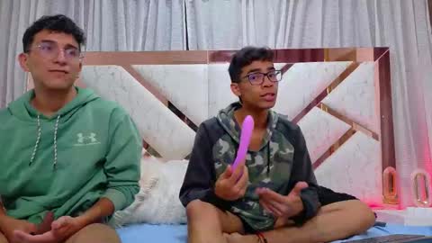 Snapshot of desire4duo chatting on October 25, 1:07 pm desire4duo online show from October 25, 1:07 pm