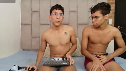 Snapshot of desire4duo chatting on January 15, 10:42 am desire4duo online show from January 15, 10:42 am