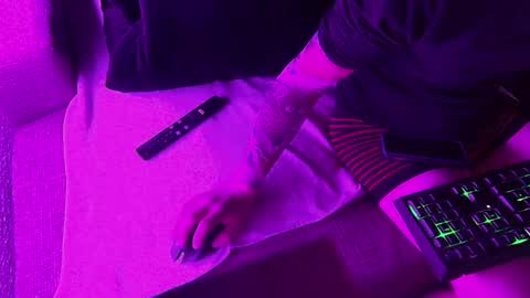 lecram online show from February 18, 2:51 am