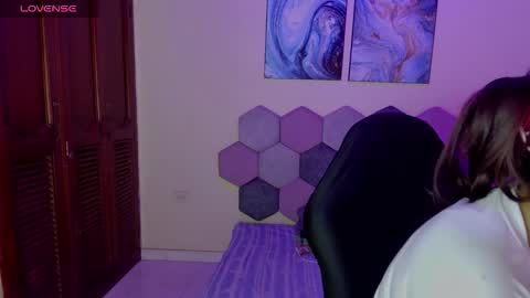 Snapshot of desireduo_tgn chatting on October 13, 11:54 am TORI AND MR. BEAR online show from October 13, 11:54 am