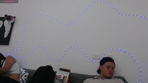 Snapshot of desireduo_tgn chatting on October 20, 12:05 pm TORI AND MR. BEAR online show from October 20, 12:05 pm