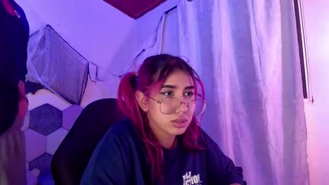 Snapshot of desireduo_tgn chatting on November 7, 12:43 am TORI AND MR. BEAR online show from November 7, 12:43 am