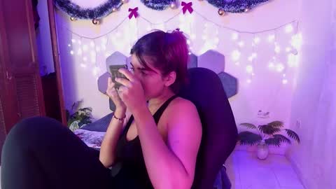 Snapshot of desireduo_tgn chatting on November 27, 5:15 pm TORI AND MR. BEAR online show from November 27, 5:15 pm