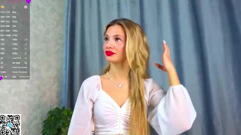 Snapshot of desireeclipse chatting on March 3, 5:02 am Willow online show from March 3, 5:02 am