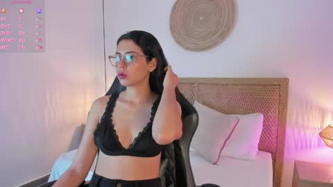 desire online show from May 8, 12:10 pm
